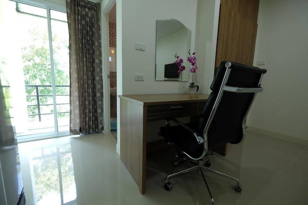 Privacy Residence Lopburi Exterior photo